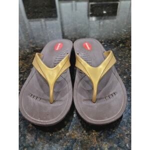 Okabashi Flip Flops Sandals Womens Size ML Brown Beige Rubber Slip Resistant